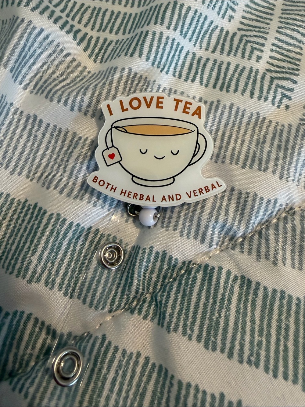 I Love Tea Enamel Badge Pin - White and Tan
